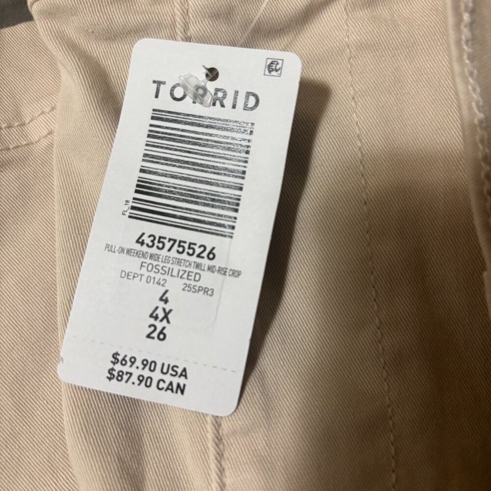 Torrid Size 26 (torrid size 4) Weekend Wide Leg Ankle Crop Pants Fossilized